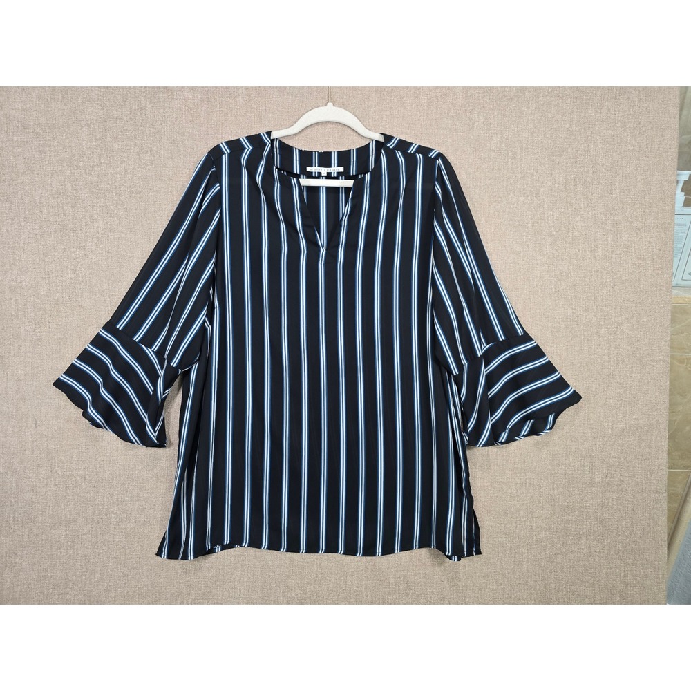 Violet + Claire Womens 1X Striped Bell Sleeve V-Neck Blouse Black Blue White